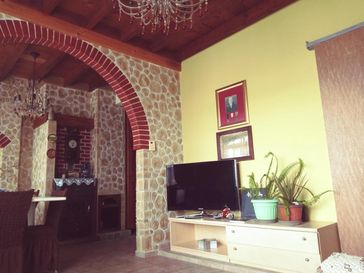 Oniron Villa Sidirokastro  Buitenkant foto